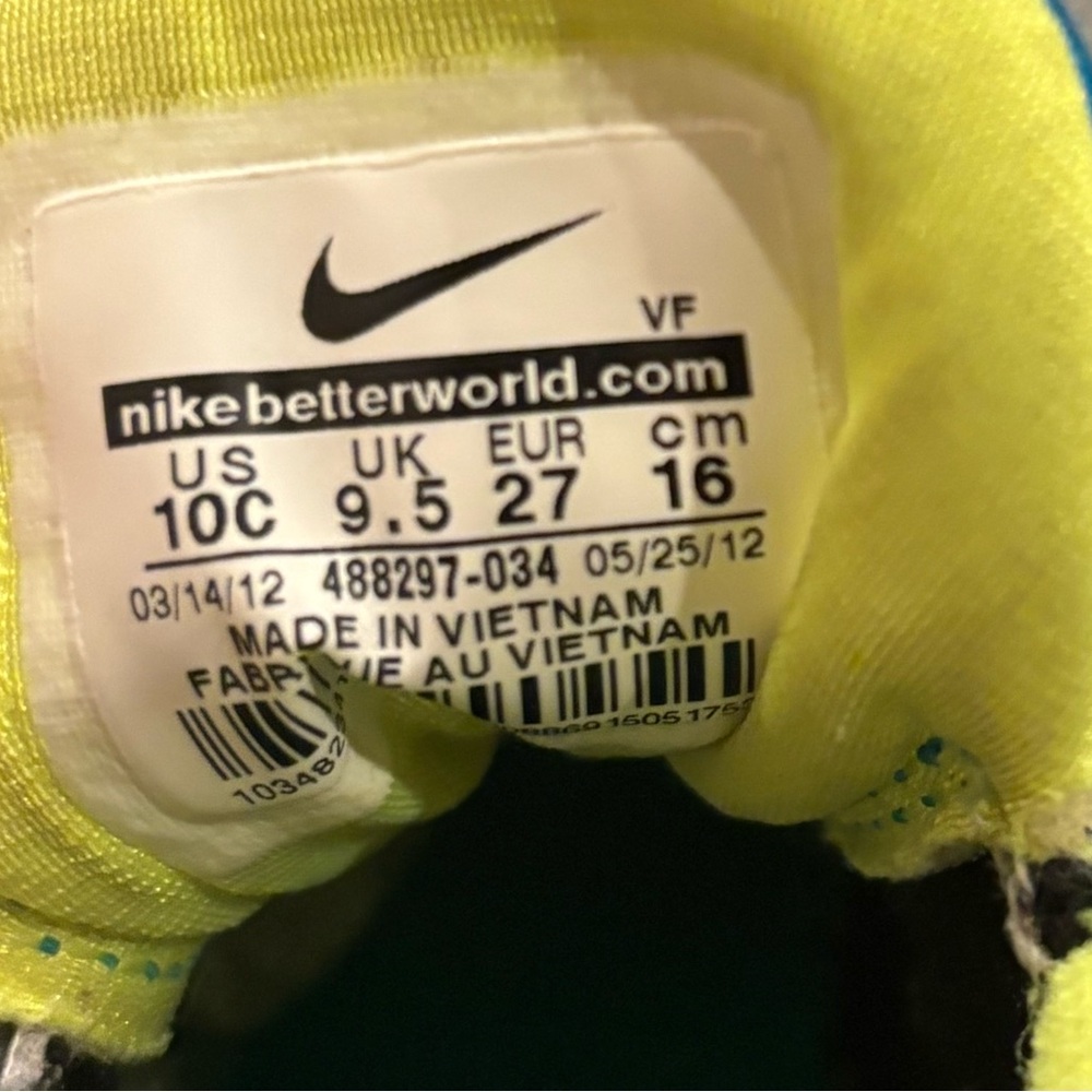 Nike Air Diamond Turf 11 Shoes Size 10C - Picture 11 of 11